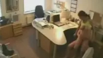 Секс в офисе с красивой секретаршей